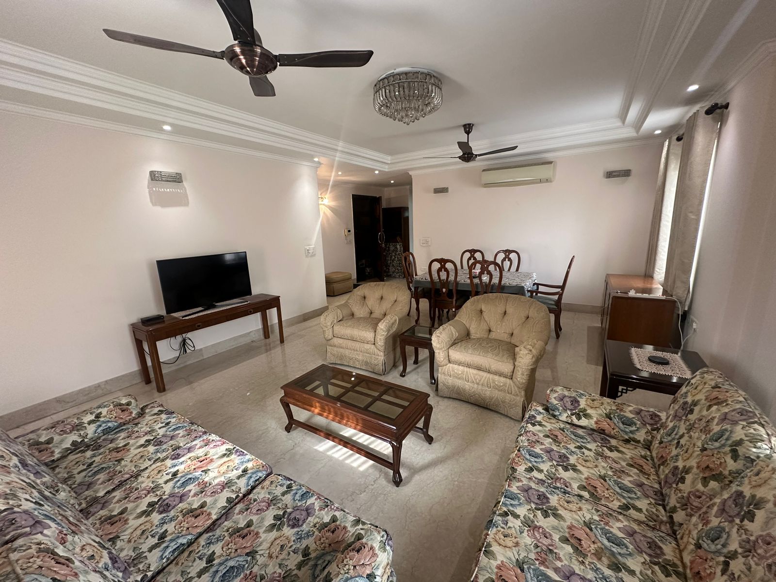 3 BHK + Servant Room Builder Floor For Rent in Greater Kailash I