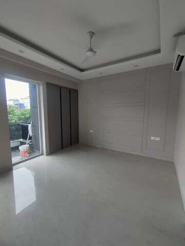 Room in 3 BHK Apartment at Sector 22 Dwarka – for Rent