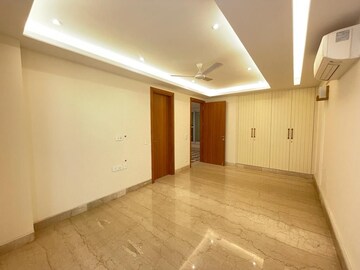 Room in 3 BHK Apartment at Gulmohar Park – for Sale