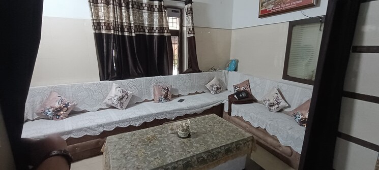 Living Room, chheharta 5 Bedroom 125 Sq.Yd. Independent House In Chheharta Amritsar 8698110