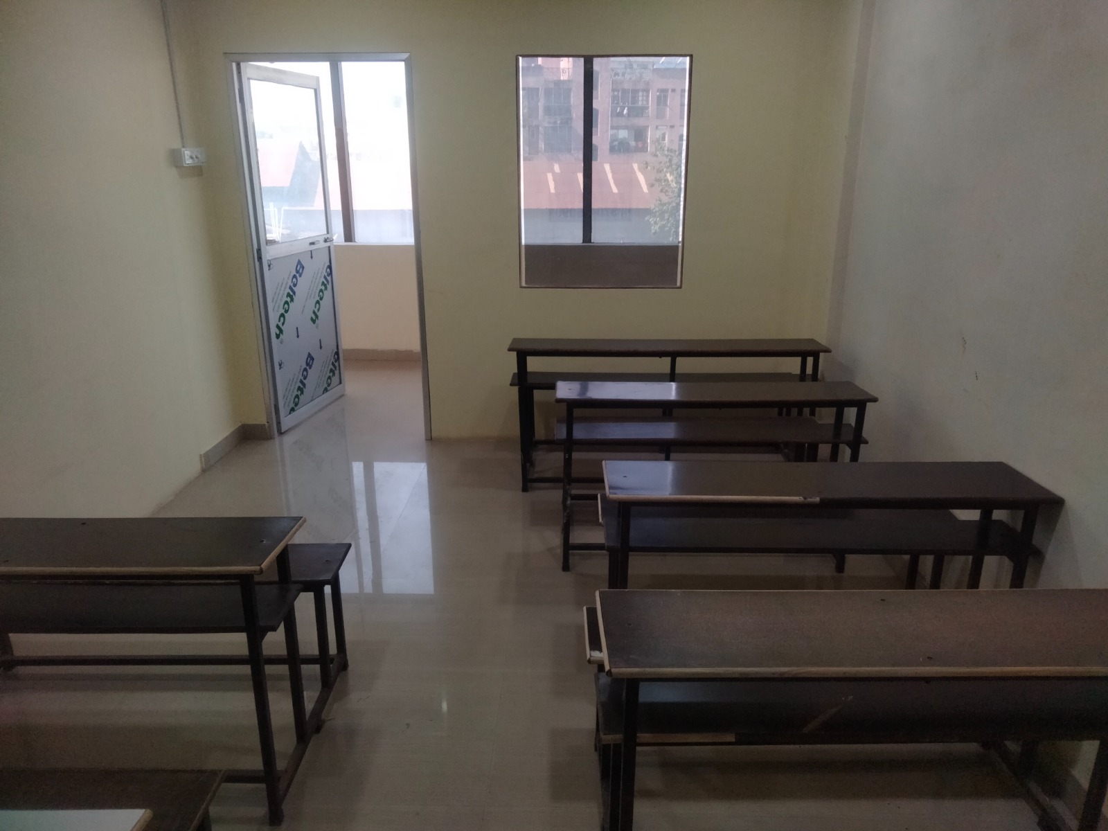 Office Space For Rent in Aashiyana Star Properties