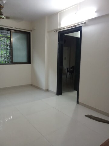 Room in 1 BHK Apartment at Adarsh Nagar CHS Uthalsar, Uthalsar – for Rent