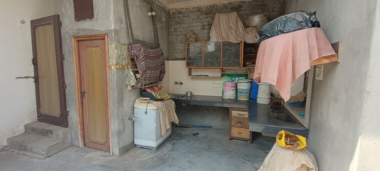 Kitchen, chheharta 5 Bedroom 125 Sq.Yd. Independent House In Chheharta Amritsar 8698110