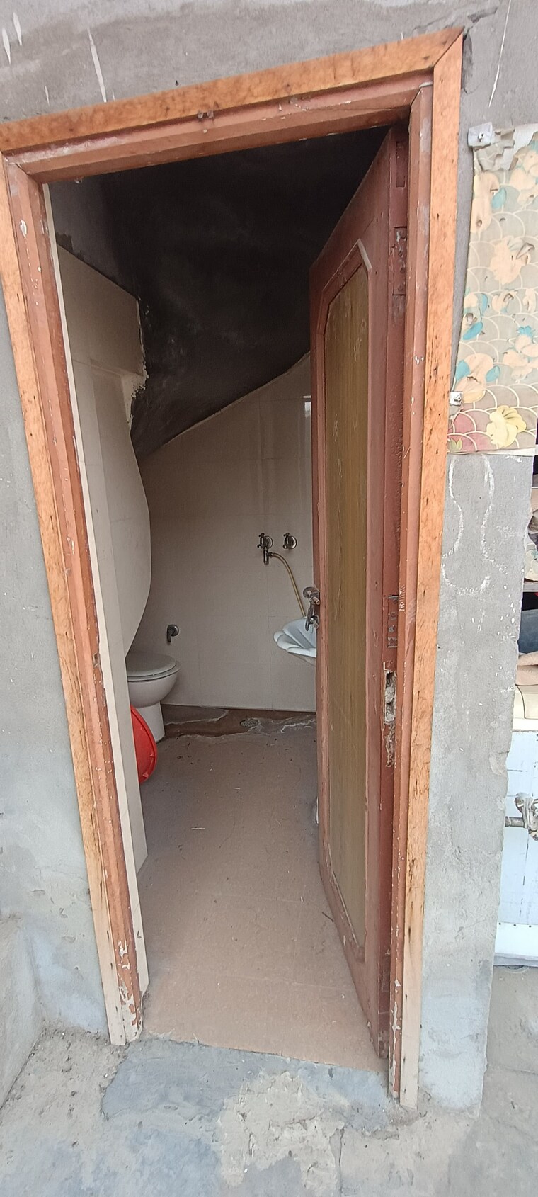 Bathroom, chheharta 5 Bedroom 125 Sq.Yd. Independent House In Chheharta Amritsar 8698110