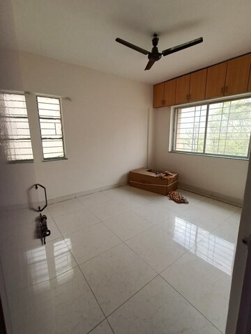 Room in 2 BHK Apartment at Wadgaon Sheri – for Rent