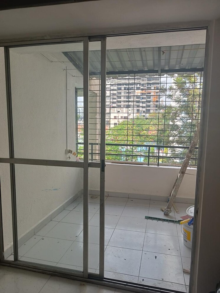 Balcony, wadgaon sheri 2 Bedroom 900 Sq.Ft. Apartment In Wadgaon Sheri Pune 8698237