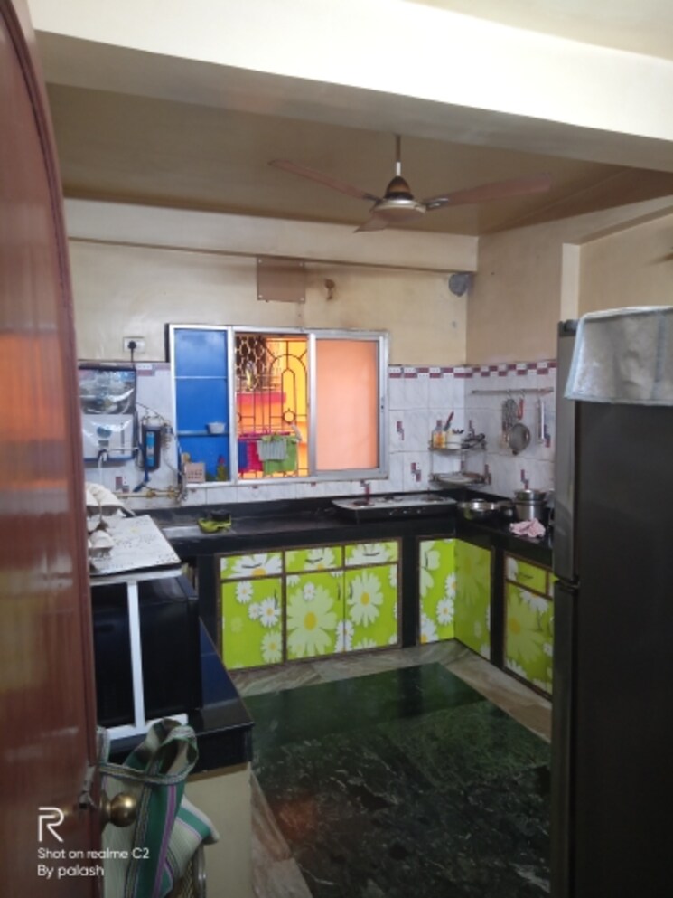Kitchen, prince anwar shah road 3 Bedroom 1250 Sq.Ft. Apartment In Prince Anwar Shah Road Kolkata 8698035