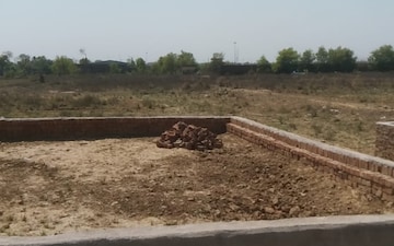 Plot For Sale in Laxmi Nagar