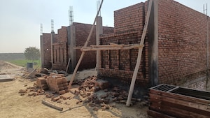  Plot For Sale in Laxmi Nagar