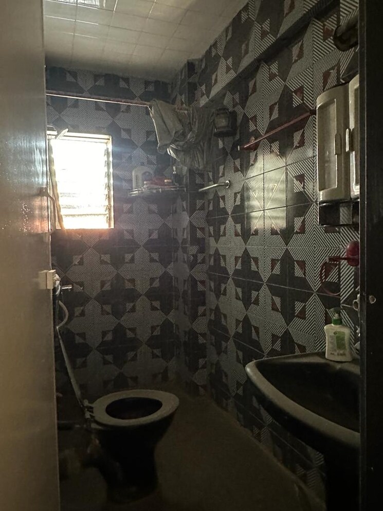Bathroom, colaba 2 Bedroom 800 Sq.Ft. Apartment In Colaba Mumbai 8698063