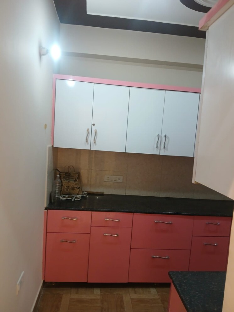 Kitchen, ardee-mall 3 Bedroom 2400 Sq.Ft. Builder Floor In Sector 52 Gurgaon 8698135