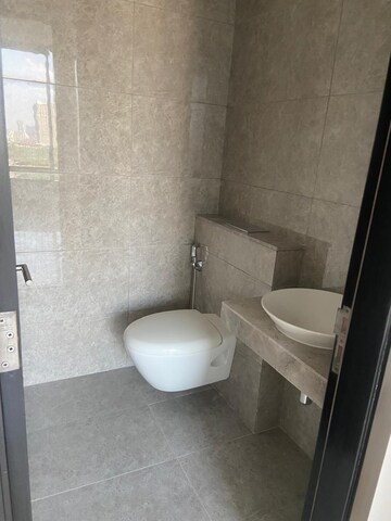 Bathroom in 3 BHK Apartment at Oberoi Eternia, Mulund West – for Sale
