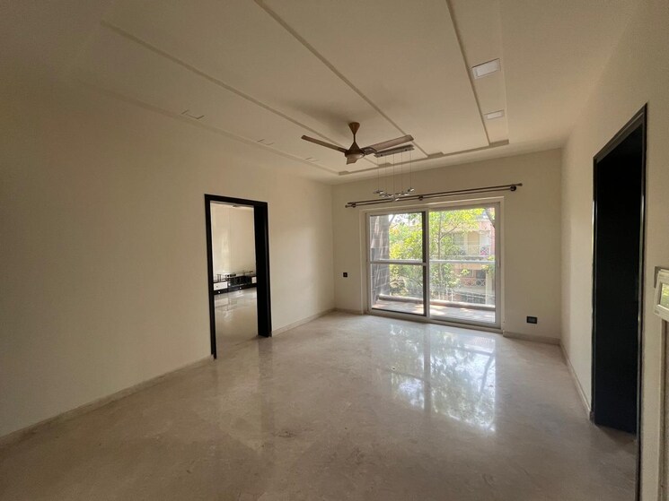 Room, langford town 3 Bedroom 2550 Sq.Ft. Apartment In Langford Town Bangalore 8698202