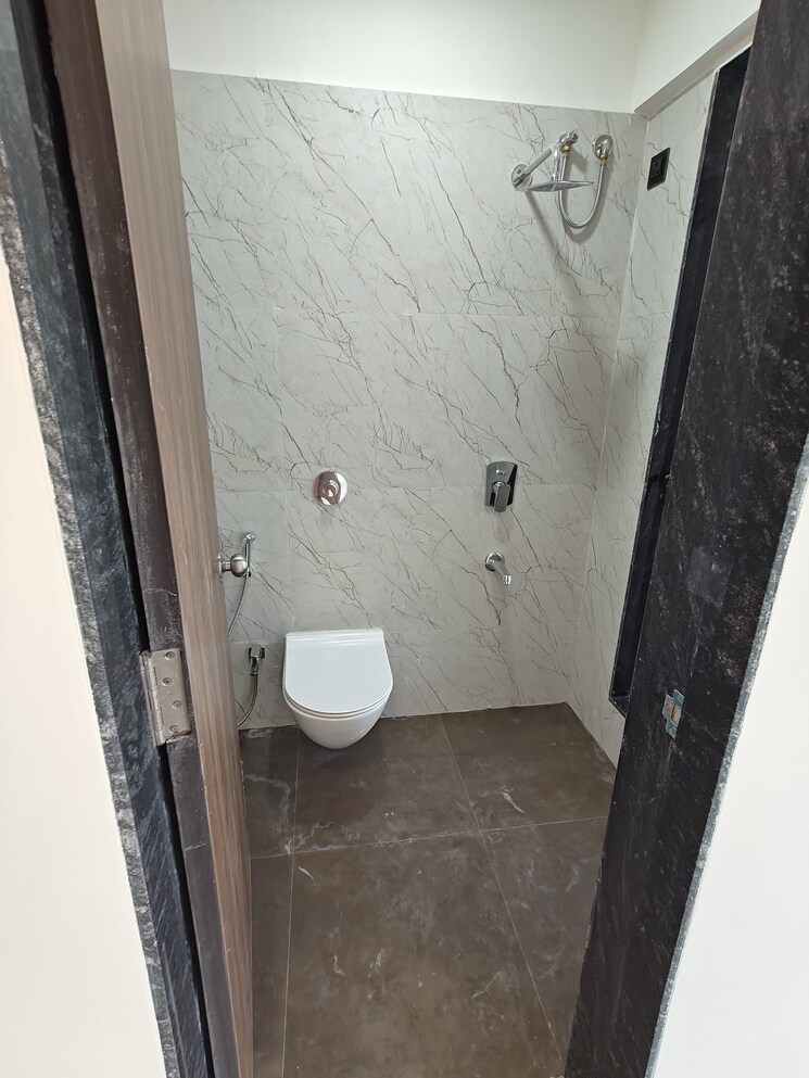 Bathroom, nvn-odc-1 1 Bedroom 421 Sq.Ft. Apartment In Goregaon West Mumbai 8698194