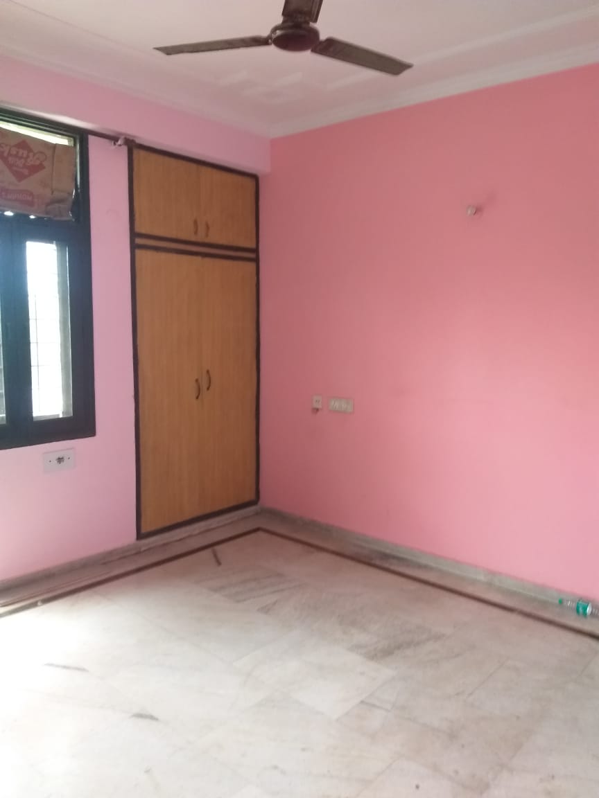 3 BHK + Pooja Room 1330 Sq.Ft. Apartment in Gaur Green City