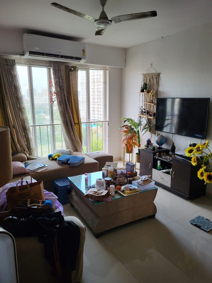 Living Room, hiranandani-maitri-park 2 Bedroom 720 Sq.Ft. Apartment In Chembur Mumbai 8698204