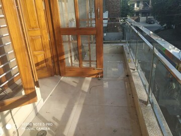 Balcony in 1 BHK Independent House at Sector 4 – for Rent