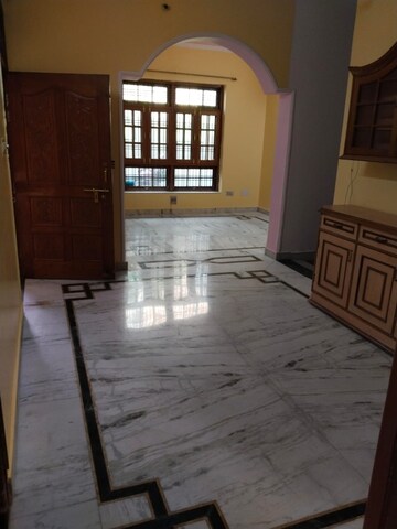 Living Room in 3 BHK Independent House at Gomti Nagar – for Rent