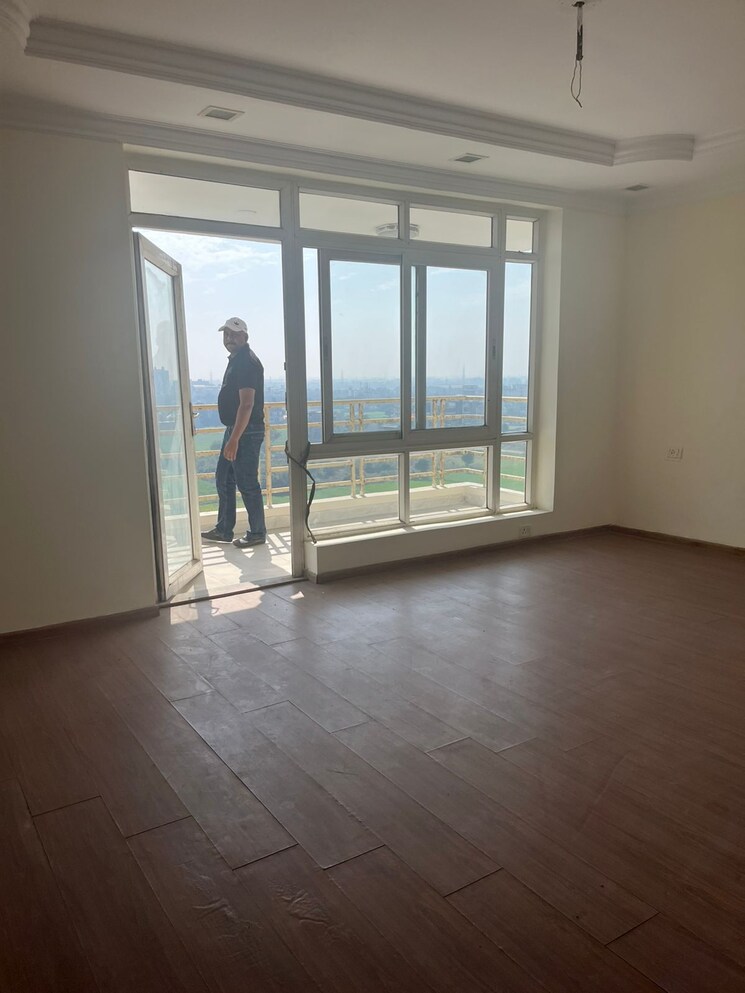 Room, tdi-city-kingsbury 4 Bedroom 3200 Sq.Ft. Apartment In Kundli Sonipat 8698206