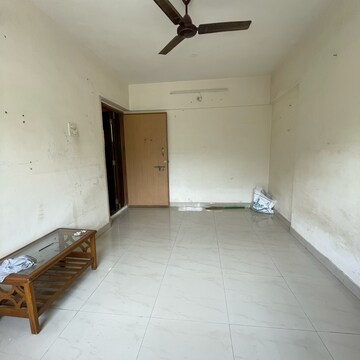 Room in 2 BHK Apartment at Riddhi Garden, Riddhi Gardens – for Rent