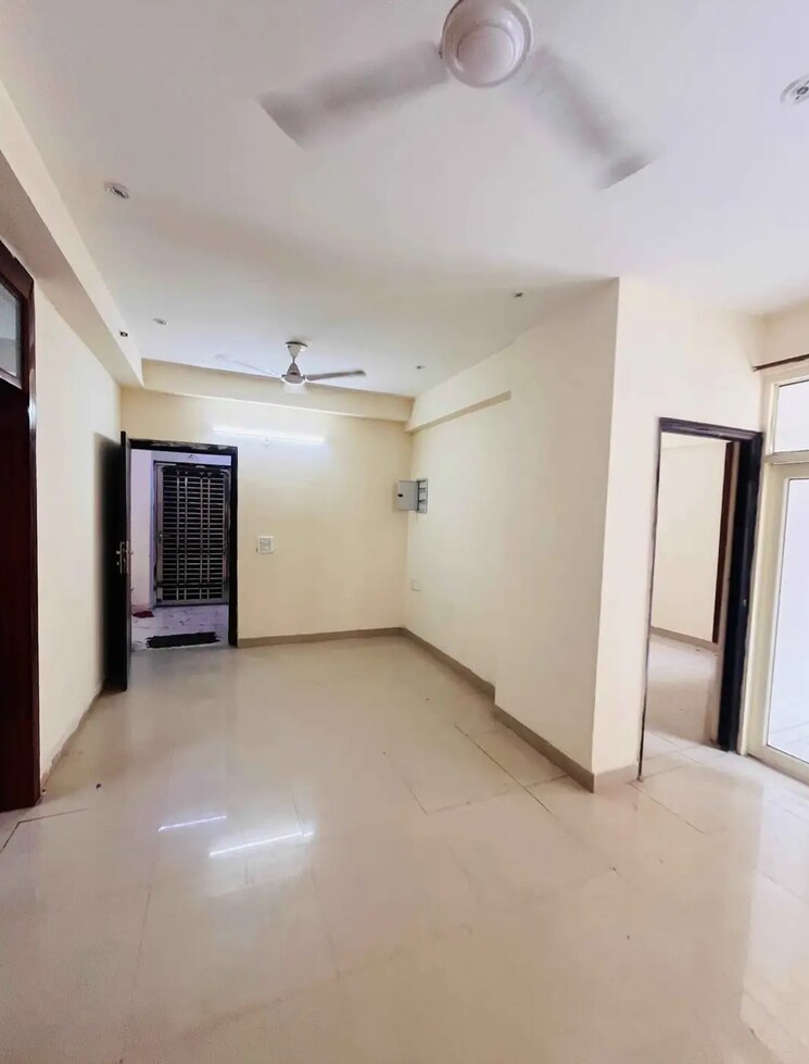 Room, land-craft-golf-links-villa 2 Bedroom 1135 Sq.Ft. Apartment In Pandav Nagar Ghaziabad 8698312