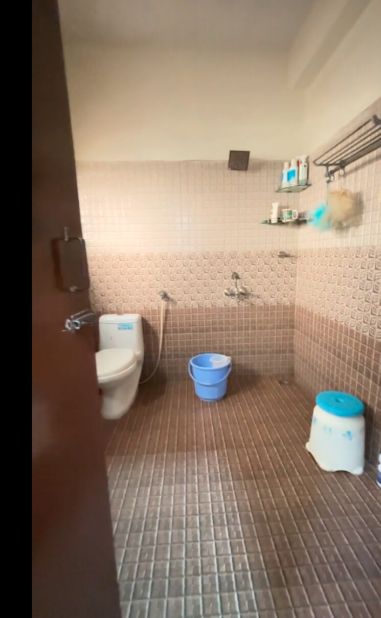 Bathroom, highlight-hema-vihar 3 Bedroom 1435 Sq.Ft. Apartment In Tarnaka Hyderabad 8643275