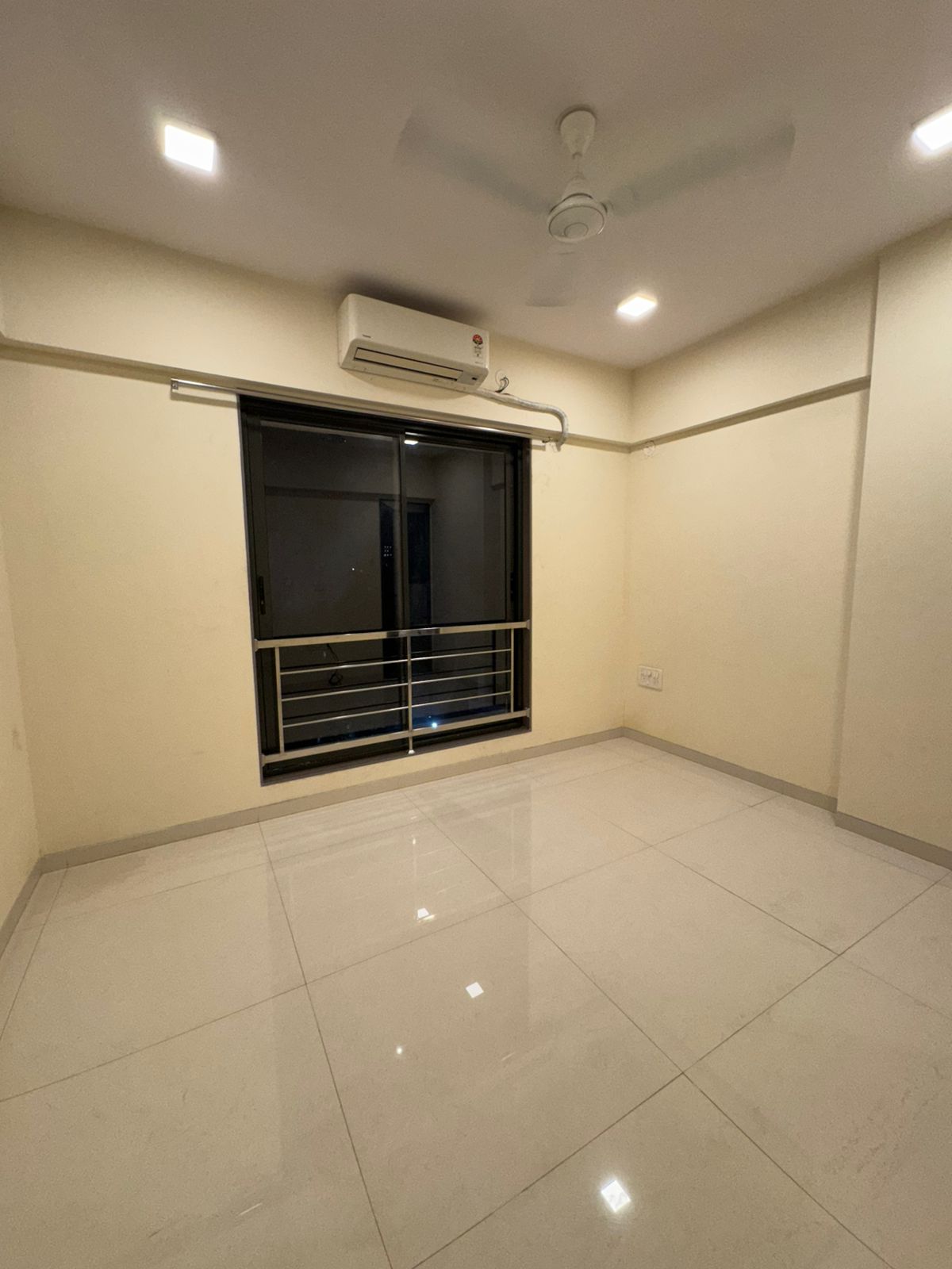 2 BHK Apartment For Rent in Sindhi Society
