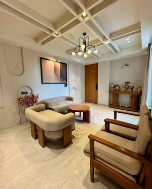 Living Room in 4 BHK Builder Floor at Sector 30 – for Sale