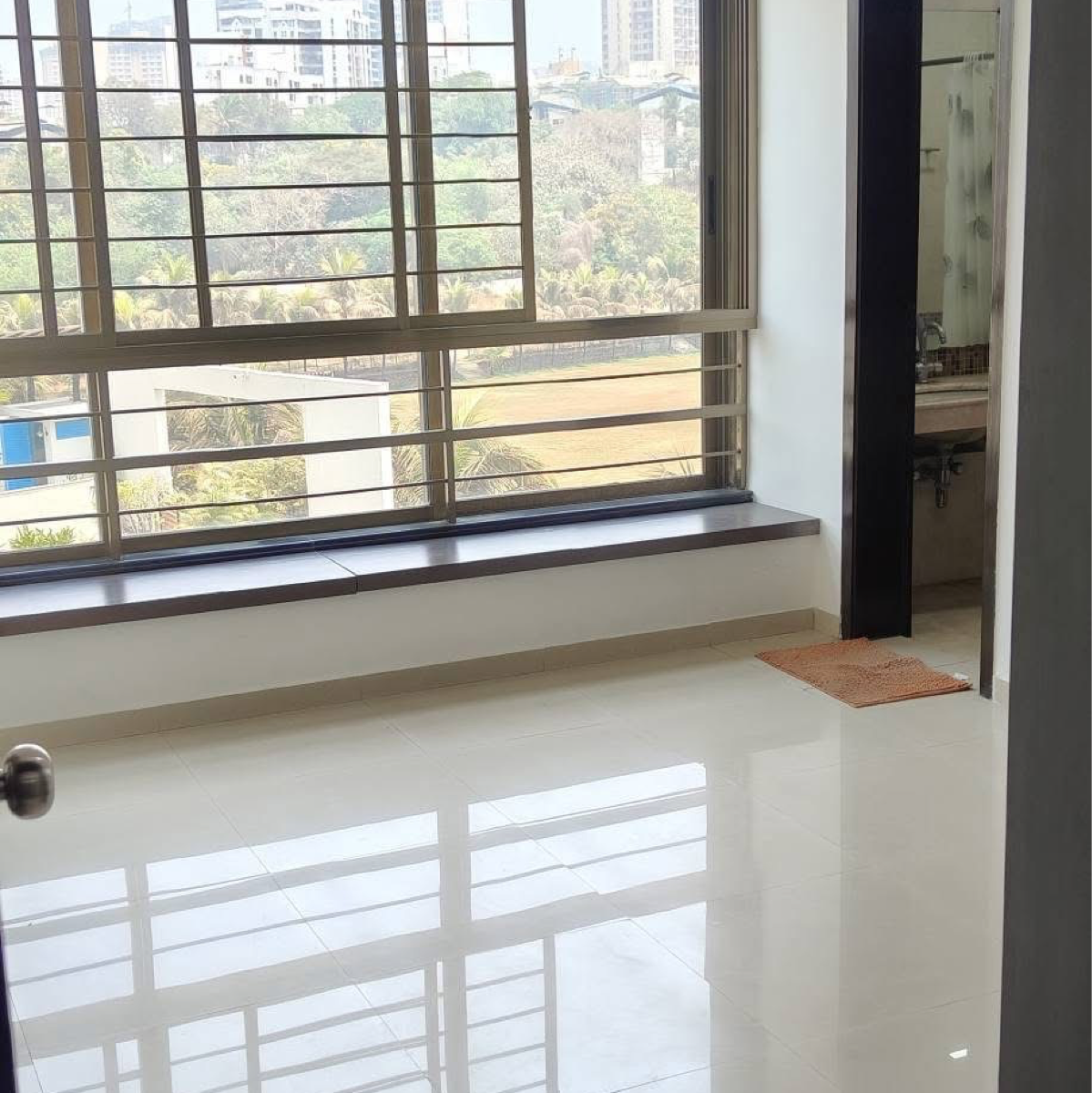 2.5 BHK 900 Sq.Ft. Apartment in Oberoi Realty Woods