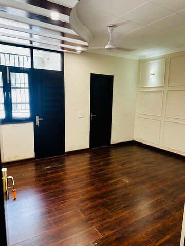 Room in 3 BHK Builder Floor at Greater Kailash I – for Sale