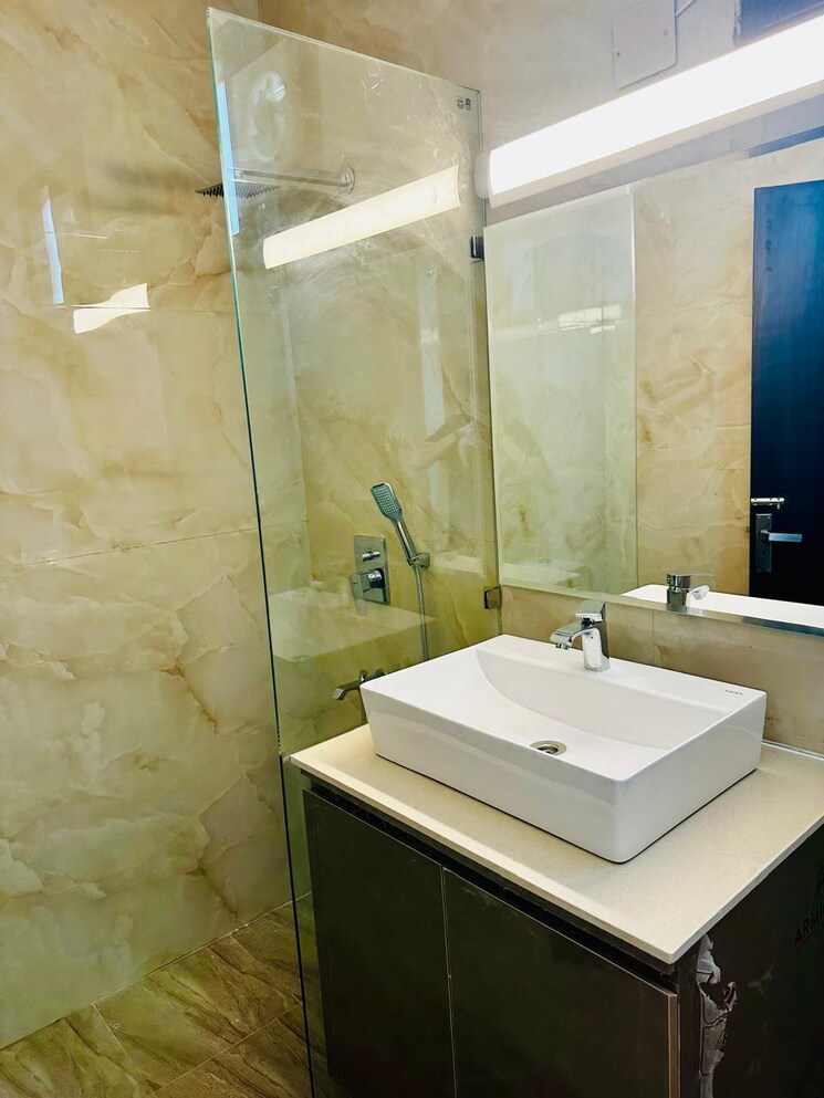 Master Bedroom, greater kailash i 3 Bedroom 1800 Sq.Ft. Builder Floor In Greater Kailash I Delhi 8698691