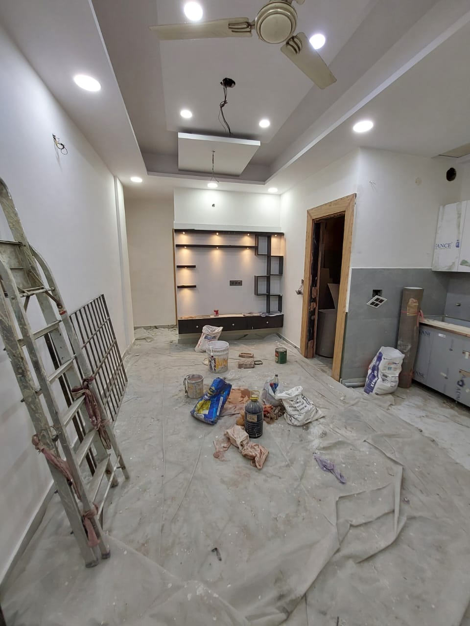2 BHK Builder Floor For Sale in Vasundhara Sector 5