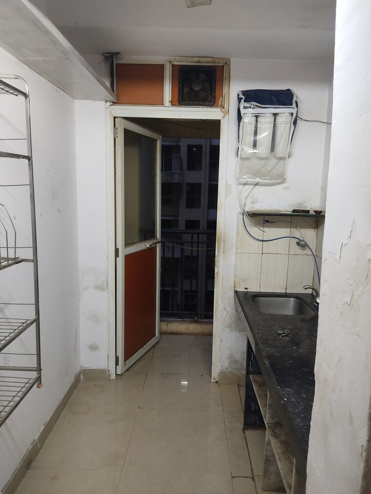 Kitchen, ozone-complex 1 Bedroom 550 Sq.Ft. Apartment In Mira Road Thane 8698666