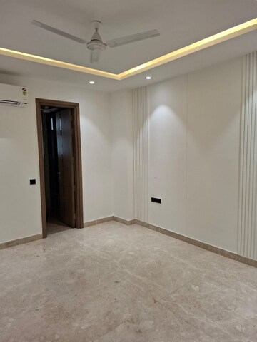 Room in 2 BHK Builder Floor at Chattarpur – for Rent