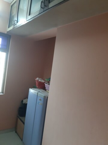 Furnished Amenities in 1 BHK Apartment at Galaxy Heights, Goregaon West – for Rent