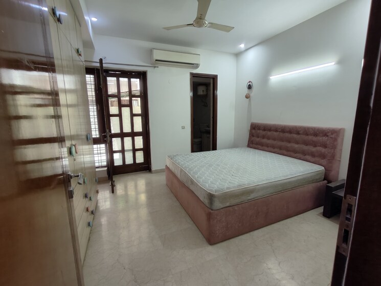 Living Room, grand-mall 3 Bedroom 2100 Sq.Ft. Builder Floor In Sector 28 Gurgaon 8698911