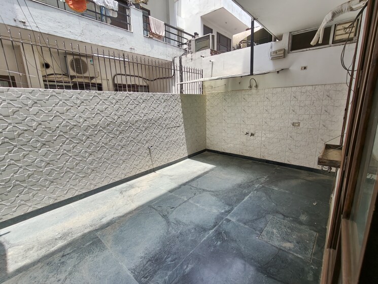 Balcony, grand-mall 3 Bedroom 2100 Sq.Ft. Builder Floor In Sector 28 Gurgaon 8698911