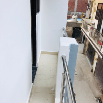 Balcony in 1 BHK Builder Floor at Sector 49 – for Rent