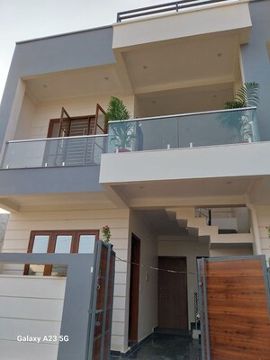 Kitchen in 3 BHK Independent House at Bijnor Road – for Sale