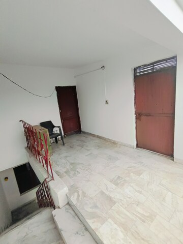 Room in 1.5 BHK Apartment at Sunny Enclave – for Rent
