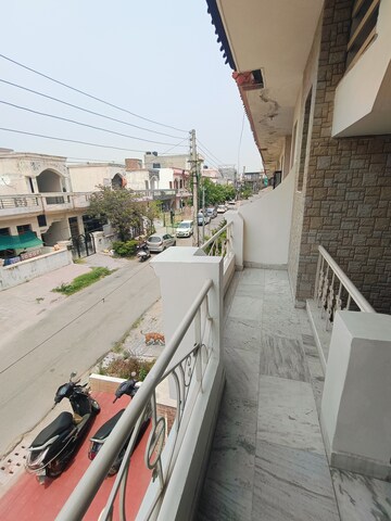 Balcony in 1 BHK Builder Floor at Sector 125 – for Rent