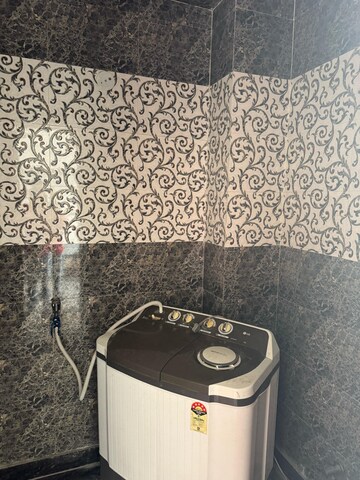 Bathroom in 2 BHK Builder Floor at Gupta Awas, Sector 43 – for Rent