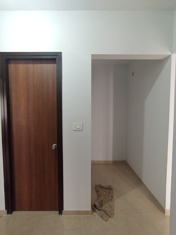Room in 2 BHK Apartment at Lodha Palava City Lakeshore Greens, Dombivli East – for Rent
