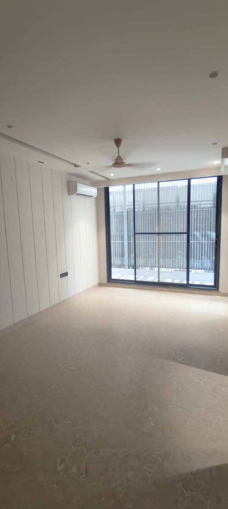 Room, surya-cghs 4 Bedroom 2500 Sq.Ft. Builder Floor In Sector 43 Gurgaon 8699280