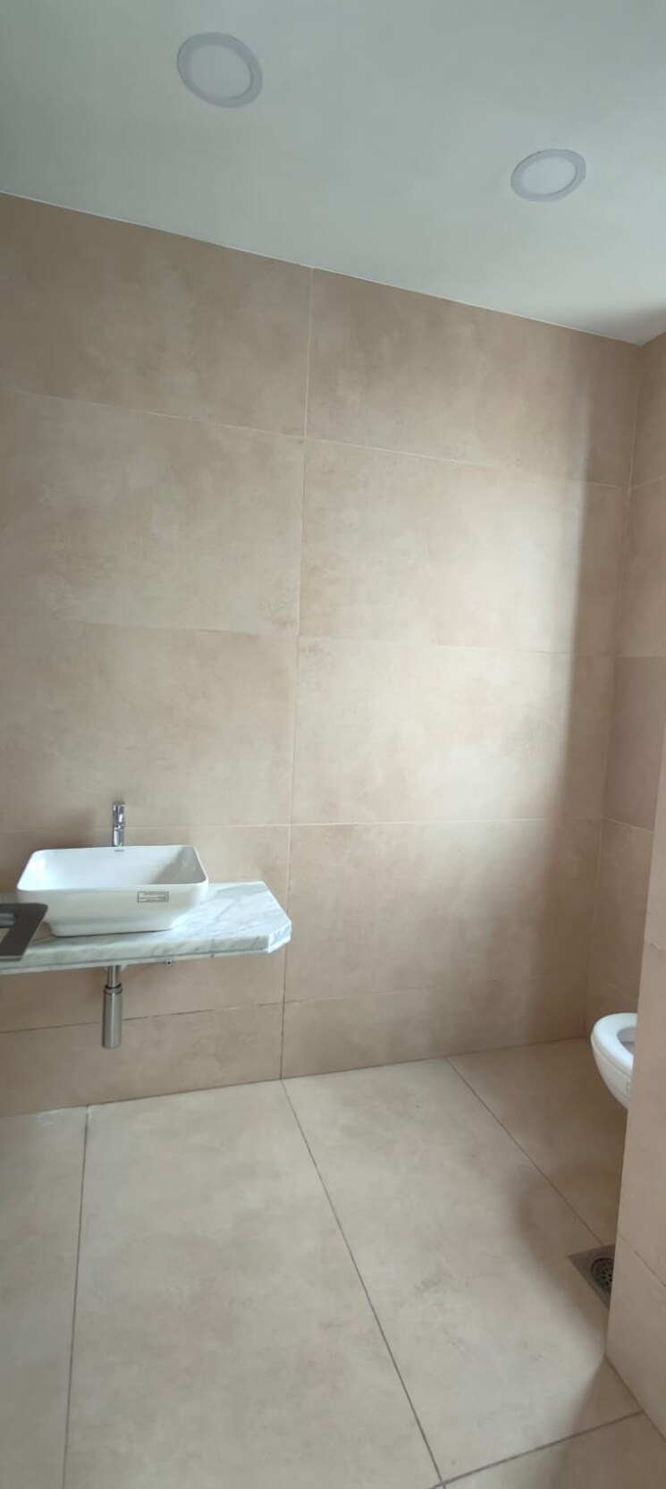 Bathroom, goregaon east 2 Bedroom 810 Sq.Ft. Apartment In Goregaon East Mumbai 8699268