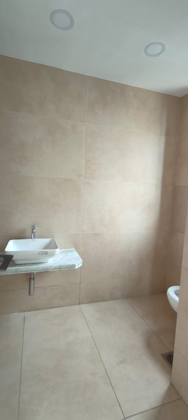 Bathroom, goregaon east 2 Bedroom 810 Sq.Ft. Apartment In Goregaon East Mumbai 8699268