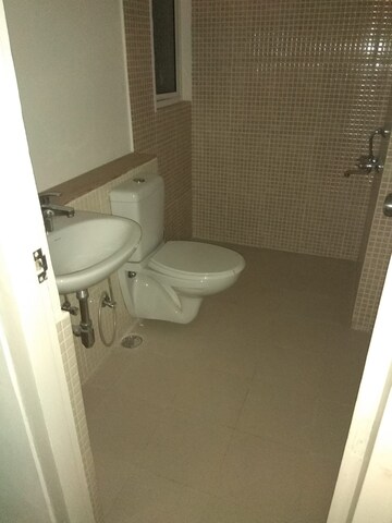 Bathroom in 3.5 BHK Apartment at Jaypee Greens Kosmos, Sector 134 – for Sale