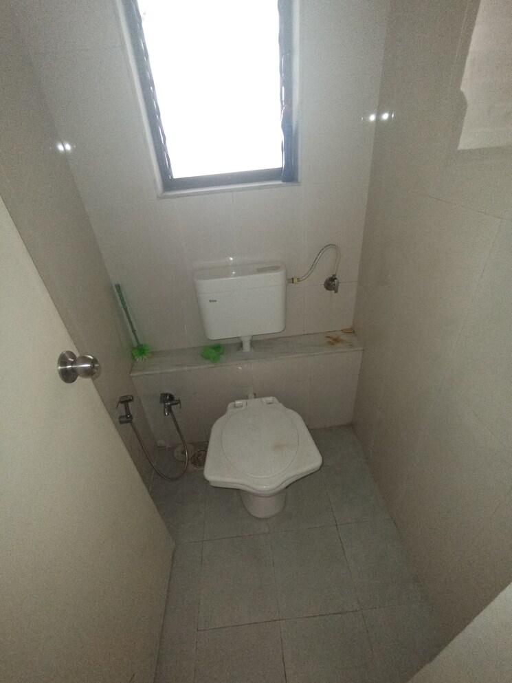 Bathroom, lodha-golden-dream 1 Bedroom 380 Sq.Ft. Apartment In Dombivli East Thane 8699301