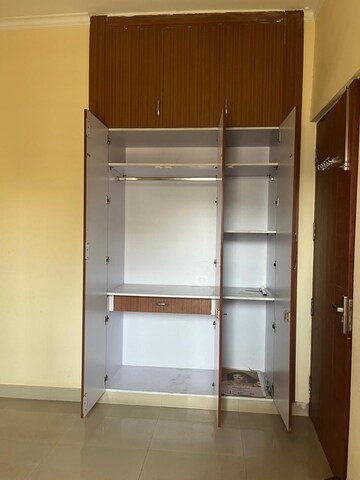Furnished Amenities in 3 BHK Villa at Suman Nagar – for Sale