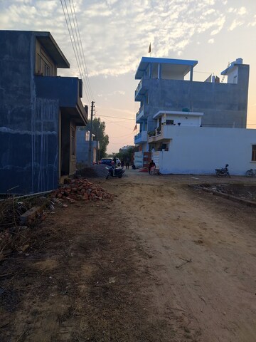  Plot For Sale in Nijampur Malhaur